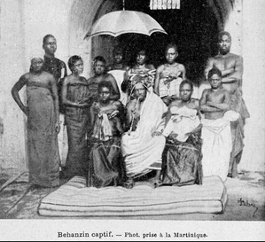 Benhanzin, sitting.